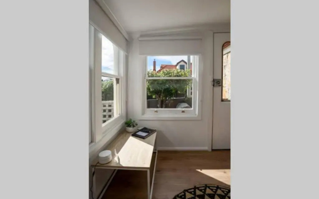 Berwick Cottage and Studio