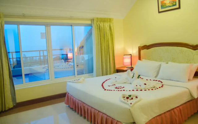 Golden Sea Hotel & Casino