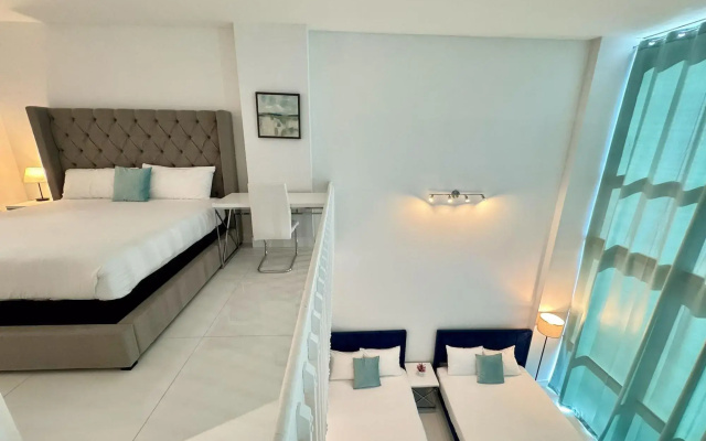 SeaStays Apartments