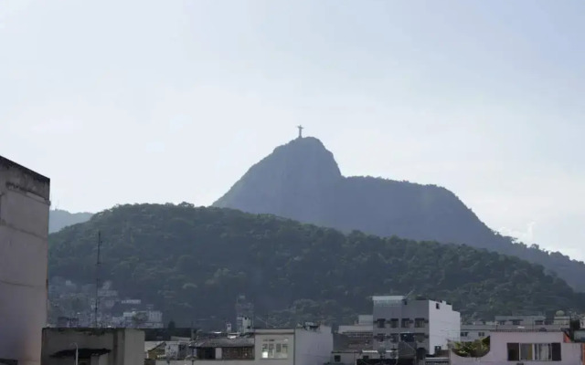 Apartment in Copacabana 50m From the Beach Cavirio Sc201