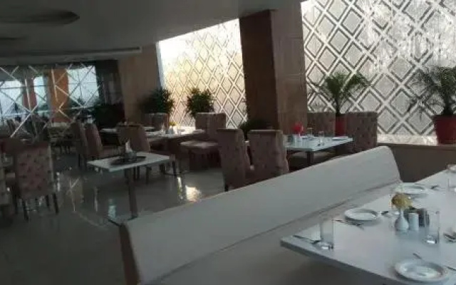 Hotel Pacific