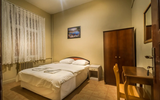 Yeni Hotel