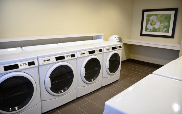 Candlewood Suites Denver Northeast - Brighton