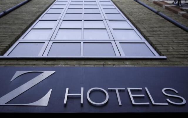 The Z Hotel Soho парковка
