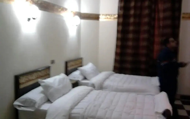 Acropole Hotel