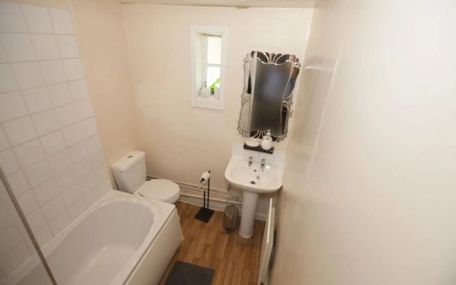 Brooke's Lodge Guest House