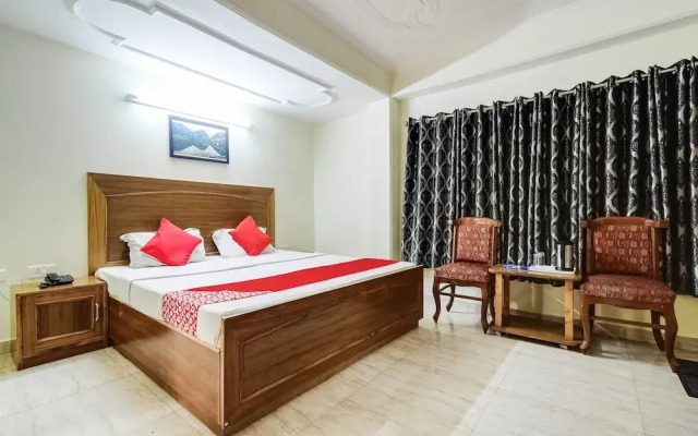 Hotel Kalra Regancy by OYO Rooms