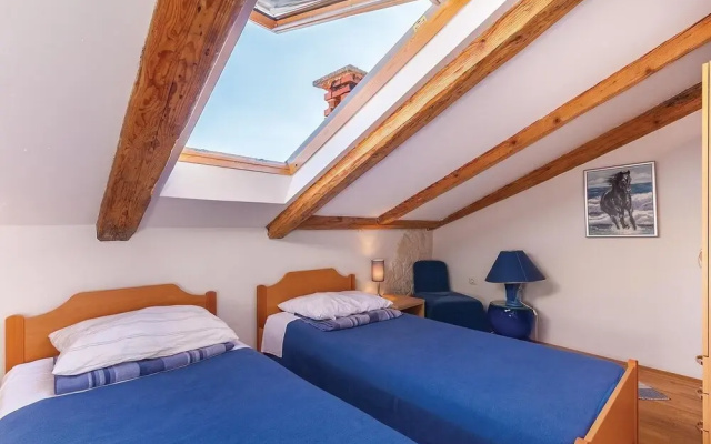 Nice Apartment in Fazana With 2 Bedrooms