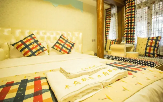 Lijiang Mufu Bieyuan Inn