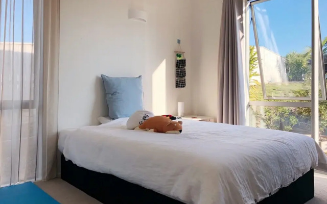 Modern Coastal Home & Award-winning Golf