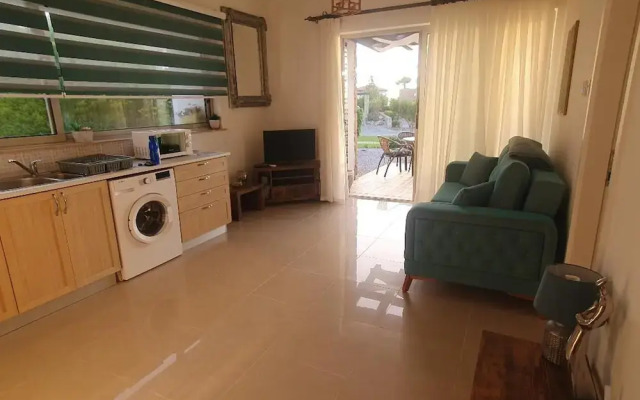 Charming 1-bed Garden Apartment in Tatlisu