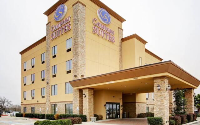 Comfort Suites Buda - Austin South in Buda, United States of America from 139$, photos, reviews - zenhotels.com hotel front