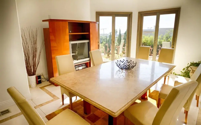 Malibu Venetian Luxurious Villa