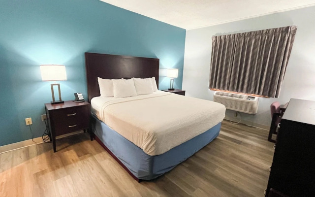 Studio 6 Suites – Tiffin, Oh