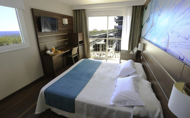 KAKTUS Hotel Volga