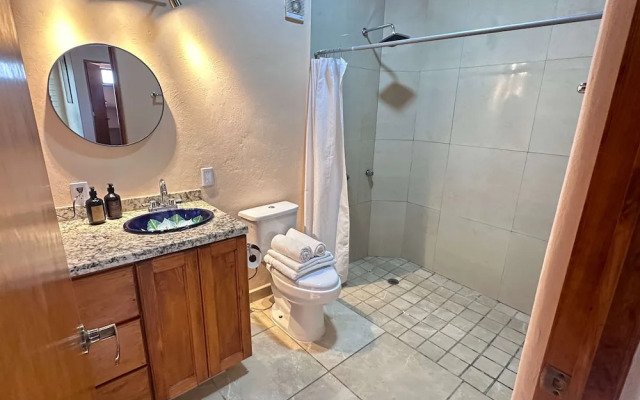 Studio With Salt Water Pool