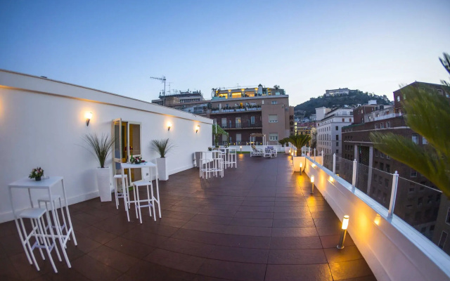 Отель NeapolitanTrips Hotel