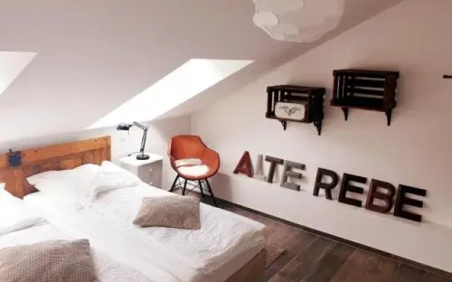 Zur alten Rebe Ferienhaus und Weingut