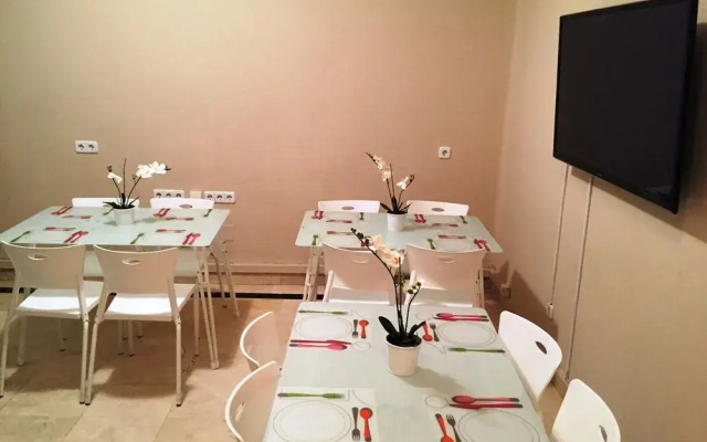 Rooms Arguelles 58