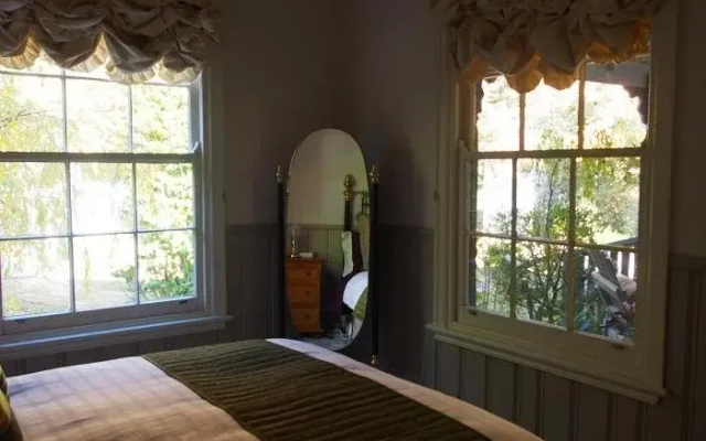 Bessie's Cottage