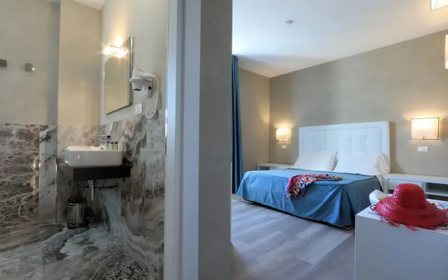 Hotel Cecina Beach