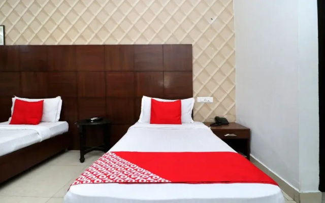 Hotel Space By OYO Rooms