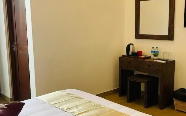 Lucky Transit Hotel