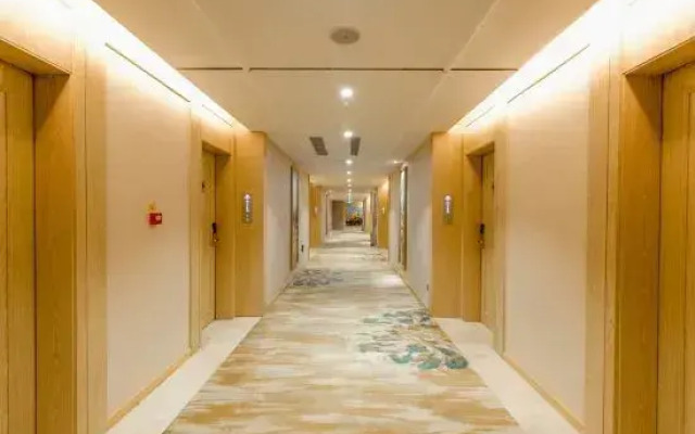 Vienna Hotel (Hengshui Middle School)