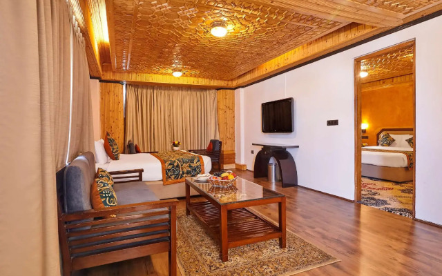 Hotel Grand Mumtaz