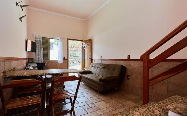1062 Duplex 100 m da PRAIA DE BOMBINHAS . 2 suites