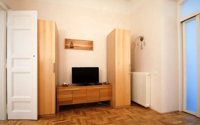 Basilica Apartment