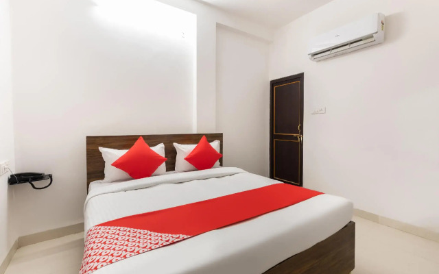 OYO 39969 Shivansh Palace