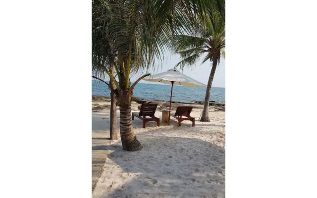 Orient Resort