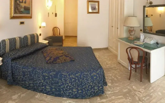 Bougainville Luxury Boutique Hotel