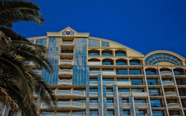 Imperial Palace Hotel & Spa Солнечный берег вид на фасад