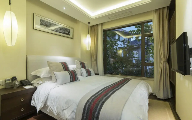 Lijiang Patio Luxury Hotel and Resort
