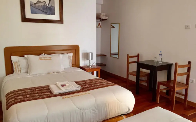 Casa Blanca Lodge