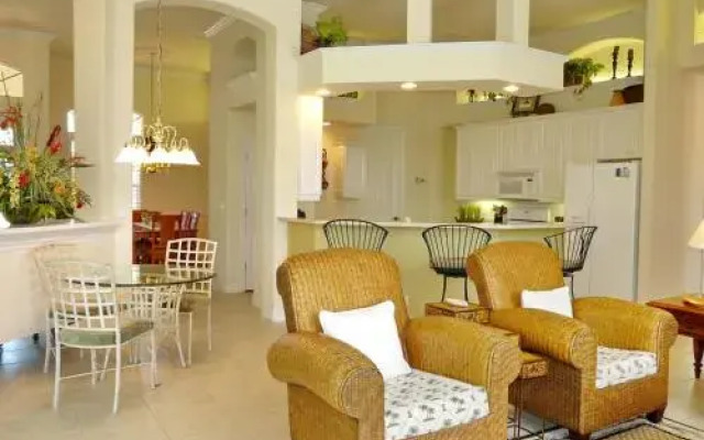 931 Hyacinth Court