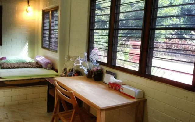 Moon Mountain Sonata Guest House
