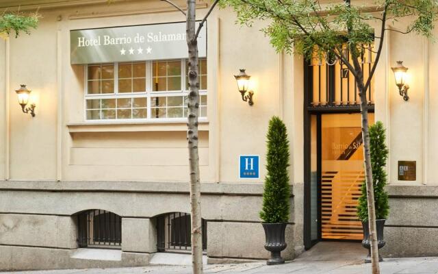 Hotel Suites Barrio de Salamanca вид на фасад