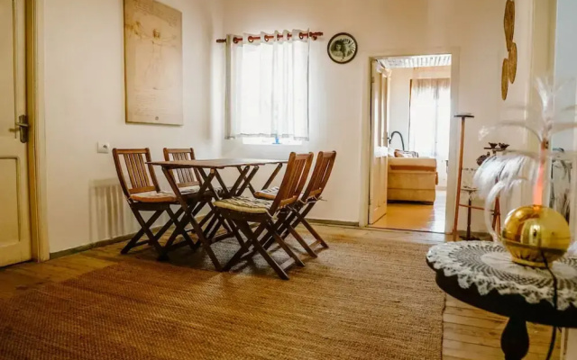 City Grove Blooms and Beds 2BR With City Views