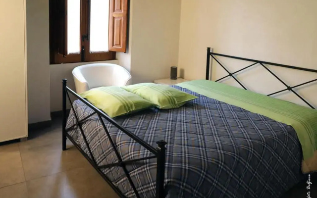 San Nicolò Holiday Home