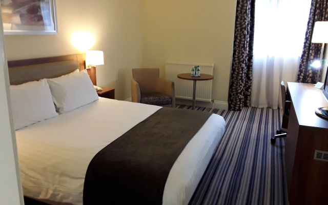 Holiday Inn Leeds Wakefield M1 Jct.40 by IHG