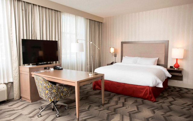 Hampton Inn & Suites by Hilton Thunder Bay
