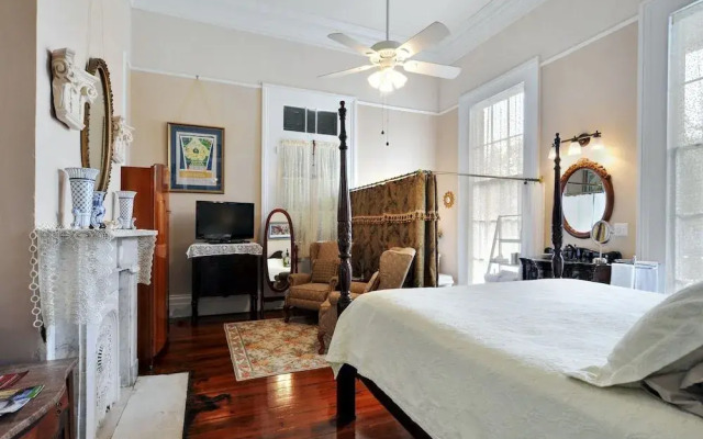 Ashton's Bed and Breakfast