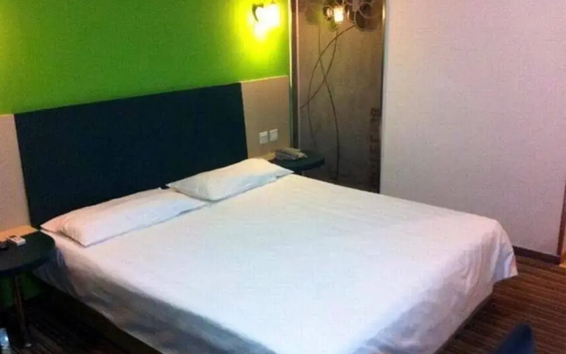 Motel 168 Huainan Railway Station Branch