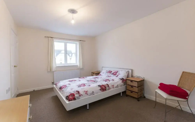 5 Rosebay Gardens