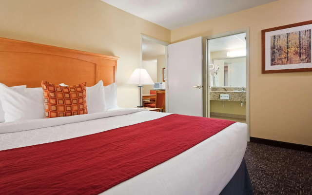 Sleep Inn & Suites near Spirit Mountain