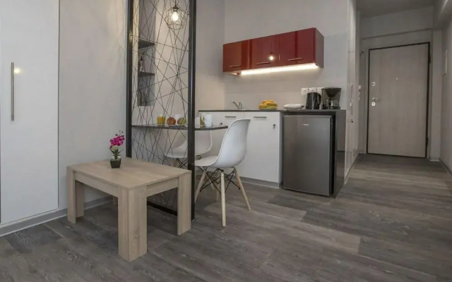 Homelike Studio in the Heart of City 2