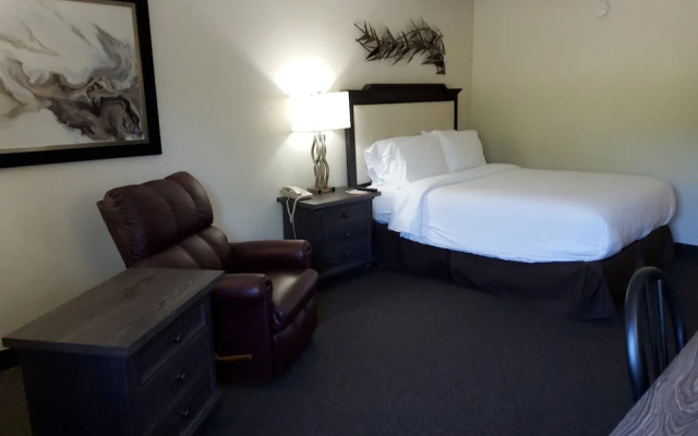 Klopfenstein Inn and Suites